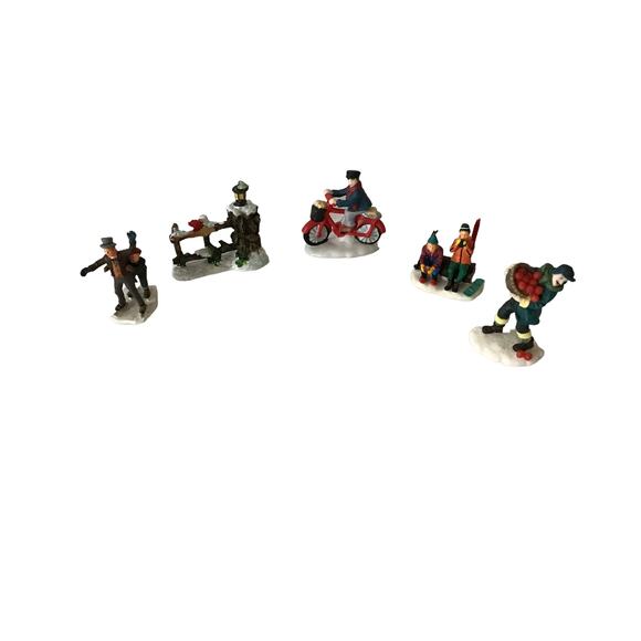 Set of 5 Poly Christmas Village Figures - Picture 2 of 9
